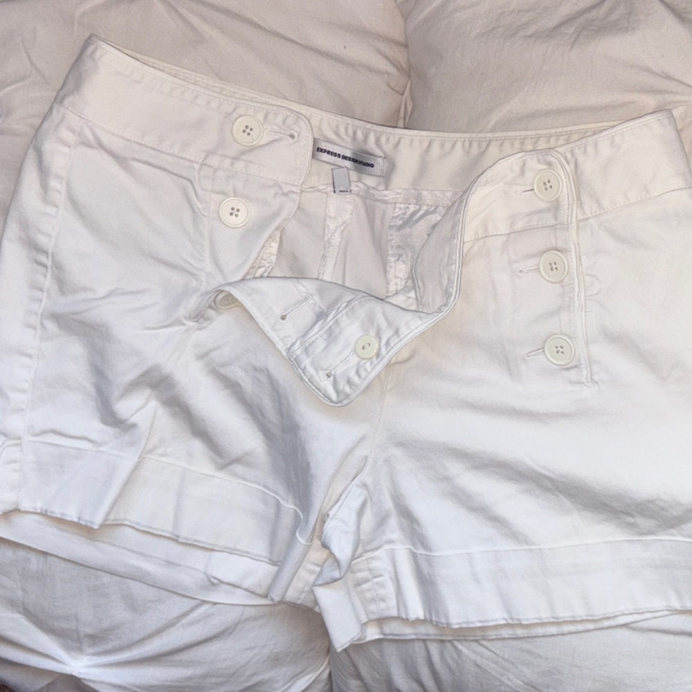 Express White Women's Shorts